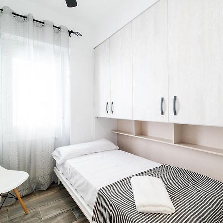 Pajaritos Suites Junto A Centro, Estacion De Tren Y Plaza De Toros 格拉纳达 外观 照片