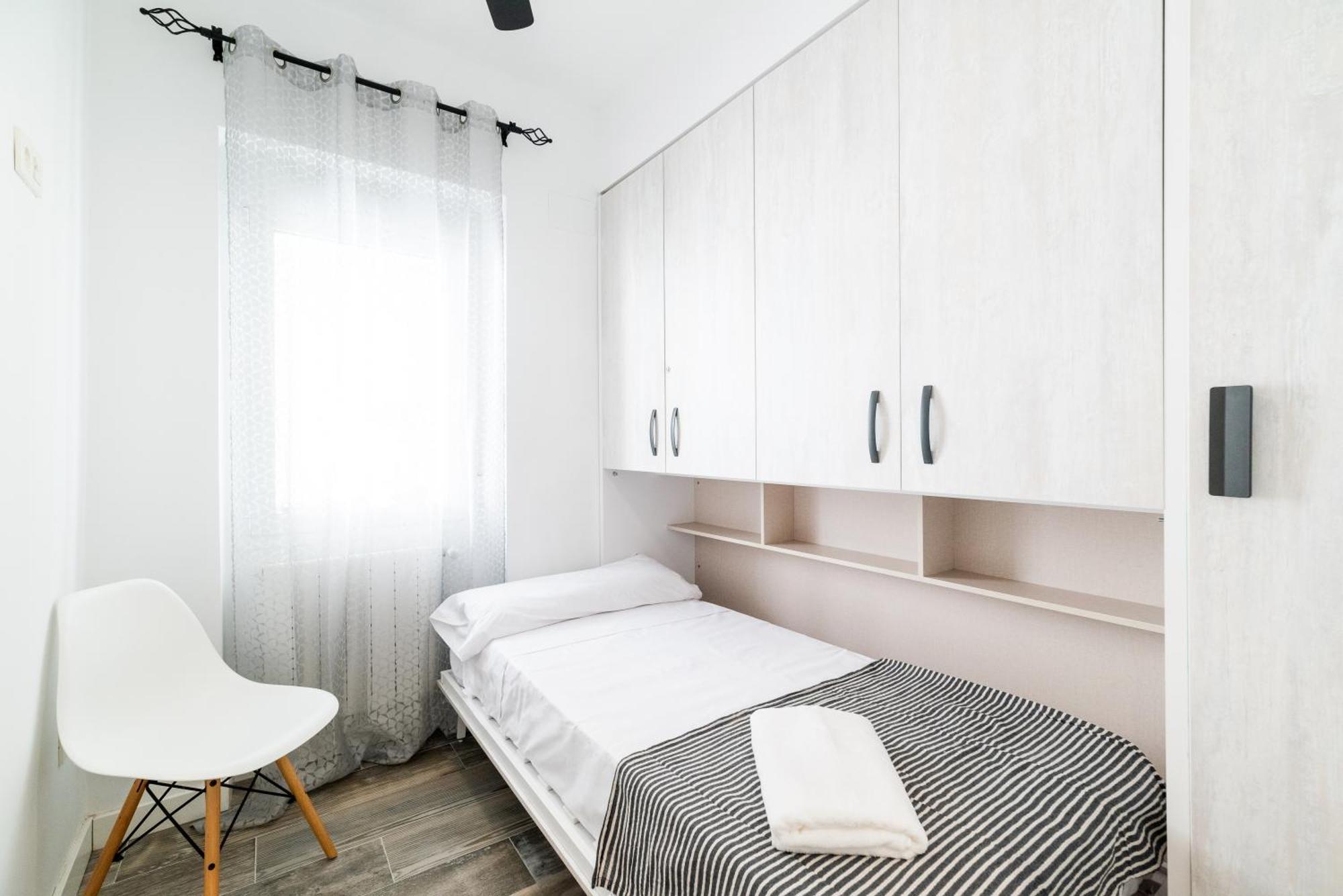 Pajaritos Suites Junto A Centro, Estacion De Tren Y Plaza De Toros 格拉纳达 外观 照片