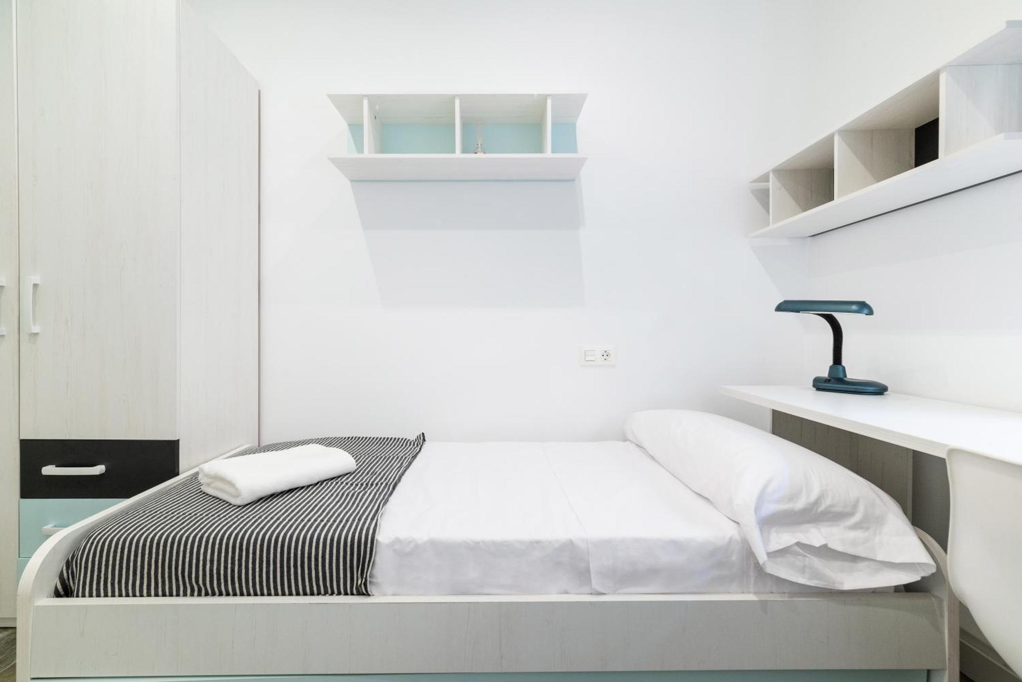 Pajaritos Suites Junto A Centro, Estacion De Tren Y Plaza De Toros 格拉纳达 外观 照片